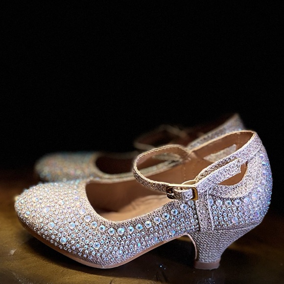 Cinderella Shoes Link Size 9 - Picture 4 of 10